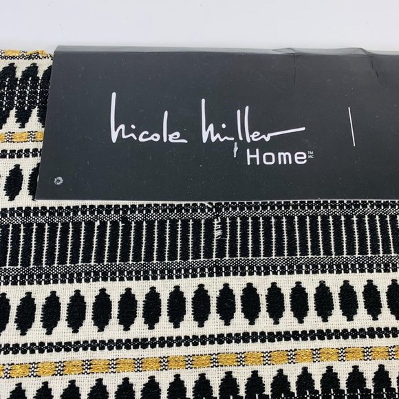 Boho Chic Set Of 4 Nicole Miller Rectangle Placemats Aztec Pattern Fringe Black - Picture 7 of 11